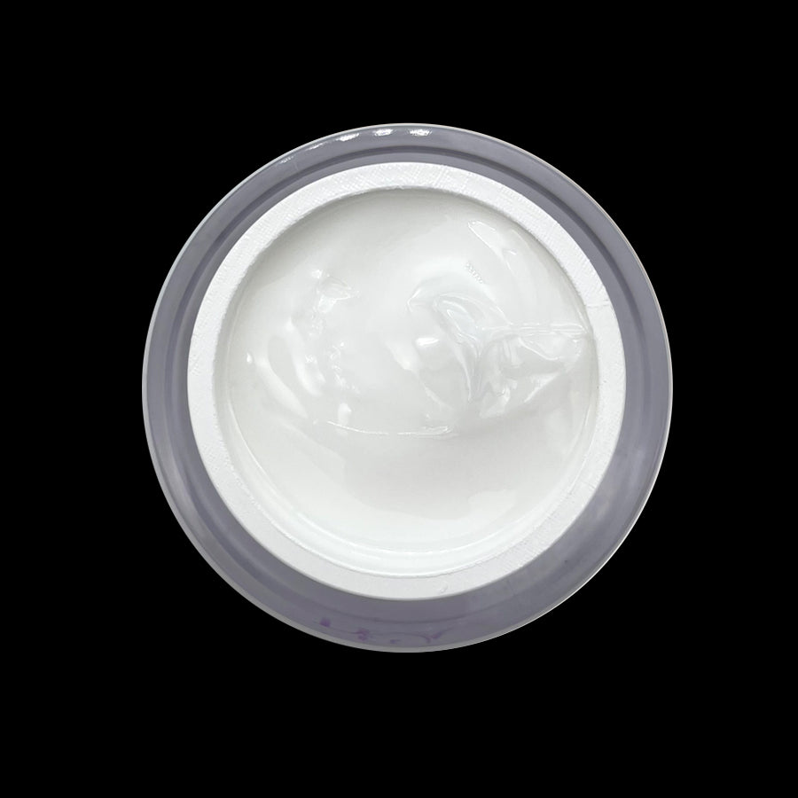 Gel uv costruttore alta densità, non cola, mantiene perfettamente la forma. Necessità di base. Ideale per allungamenti e coperture dal colore bianco latte.