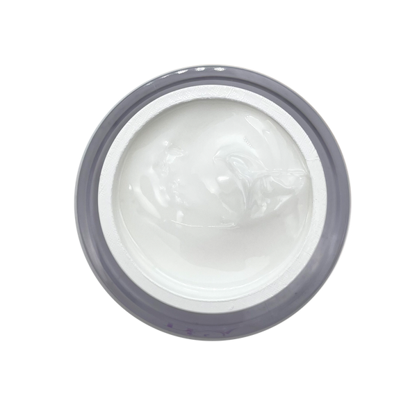 Gel uv costruttore alta densità, non cola, mantiene perfettamente la forma. Necessità di base. Ideale per allungamenti e coperture dal colore bianco latte.